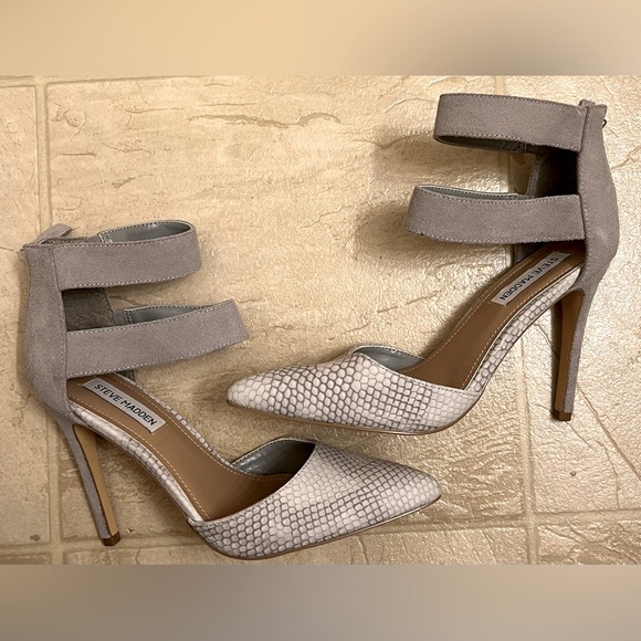 Steve Madden Heels - Picture 4 of 9